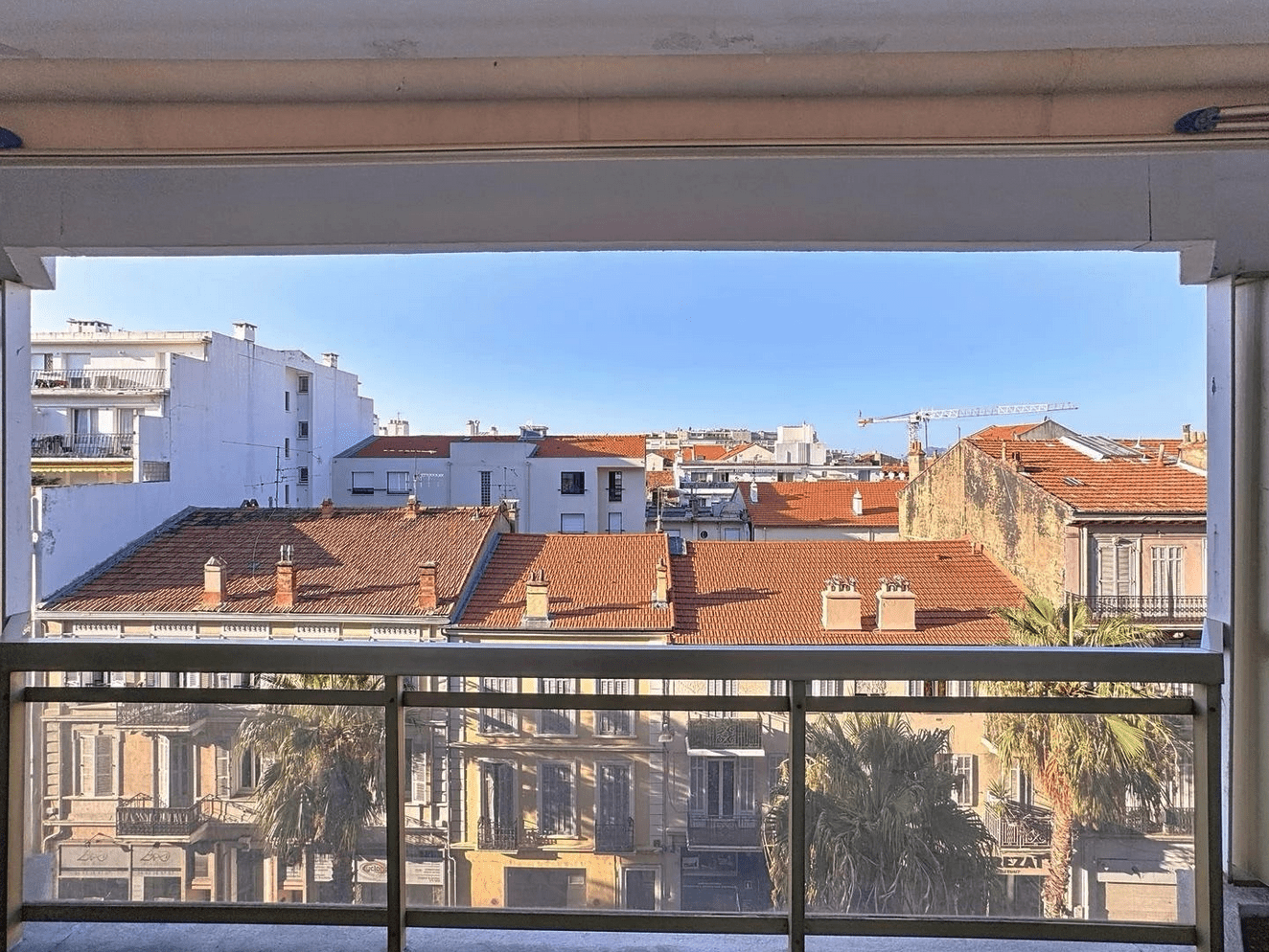CANNES | Banane | 2-room 45m2 | Terrace 12m2 – Image 2