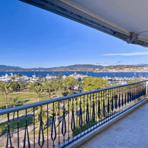 [Exclusive] CANNES | Croisette | 3-room 74m2 | 18m2 Terrace | High Floor