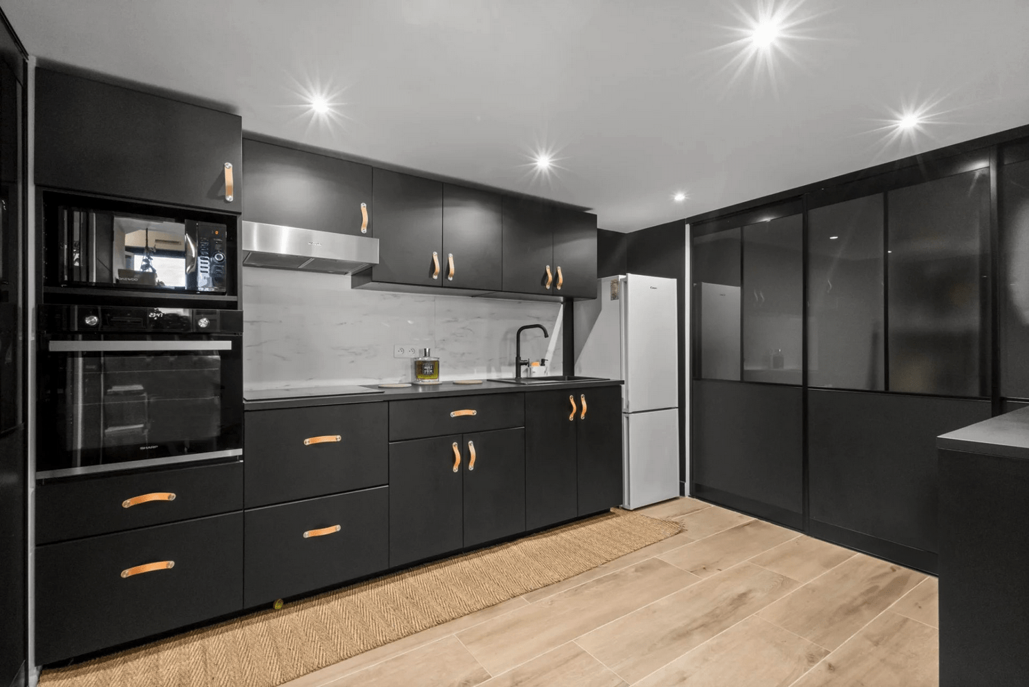 LE CANNET | Historic Center | LOFT 2-Room 48m2 – Image 6