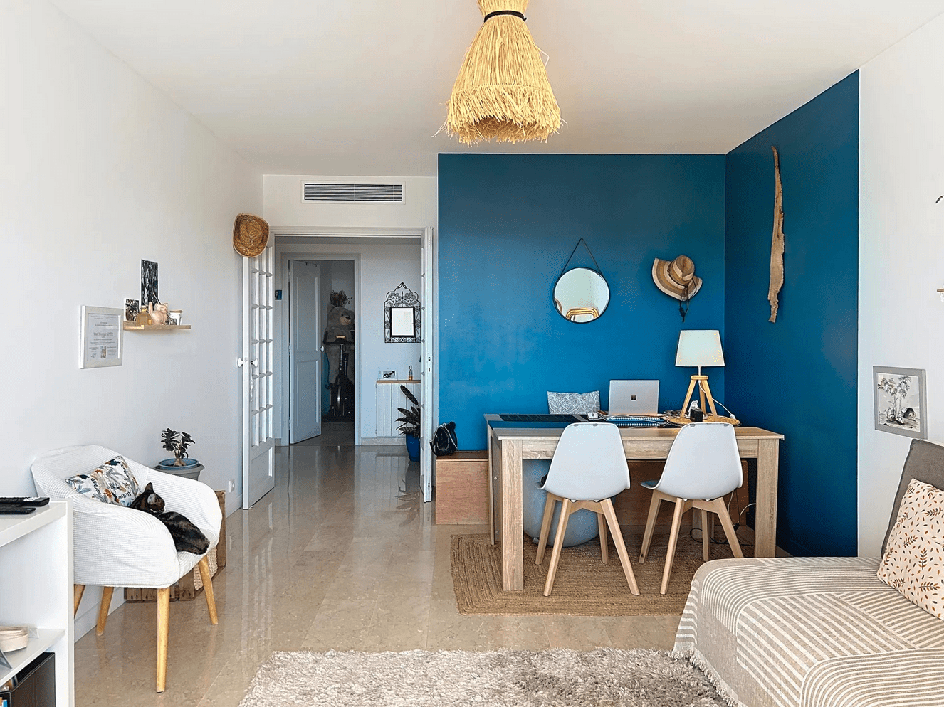 LE CANNET | Historic Center | 2-Room 48m2 | Sea View | Parking – Image 7