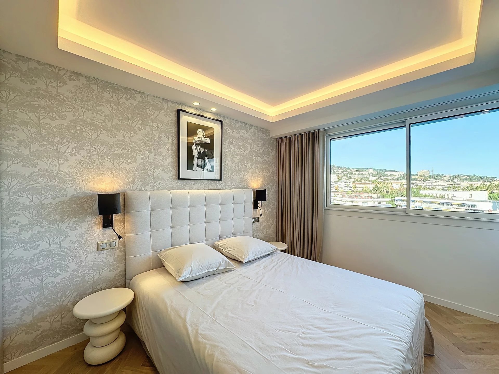 CANNES | Croisette | 4-room 107m2 | Terrace 12m2 | Sea View – Image 9