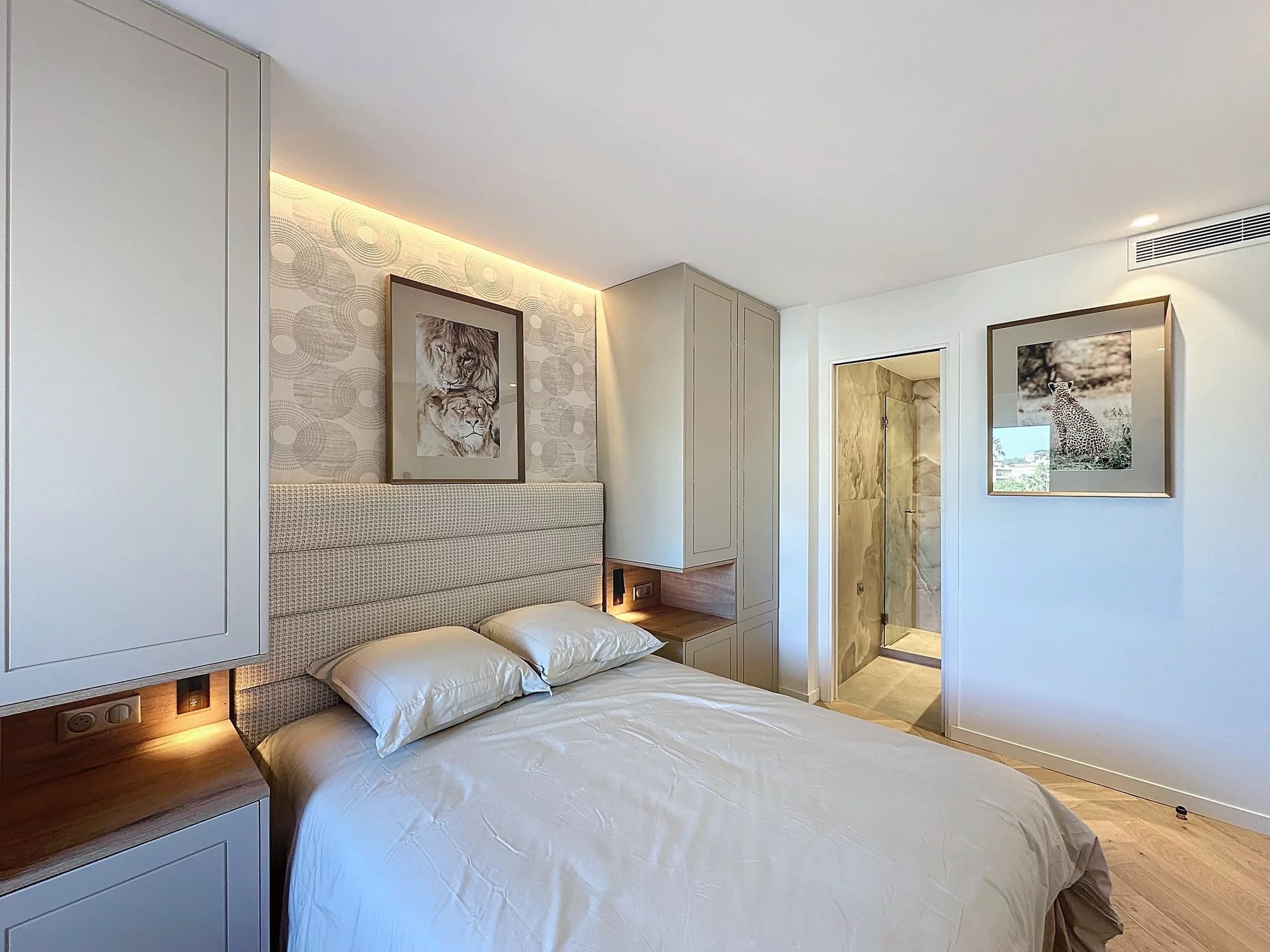 CANNES | Croisette | 4-room 107m2 | Terrace 12m2 | Sea View – Image 7
