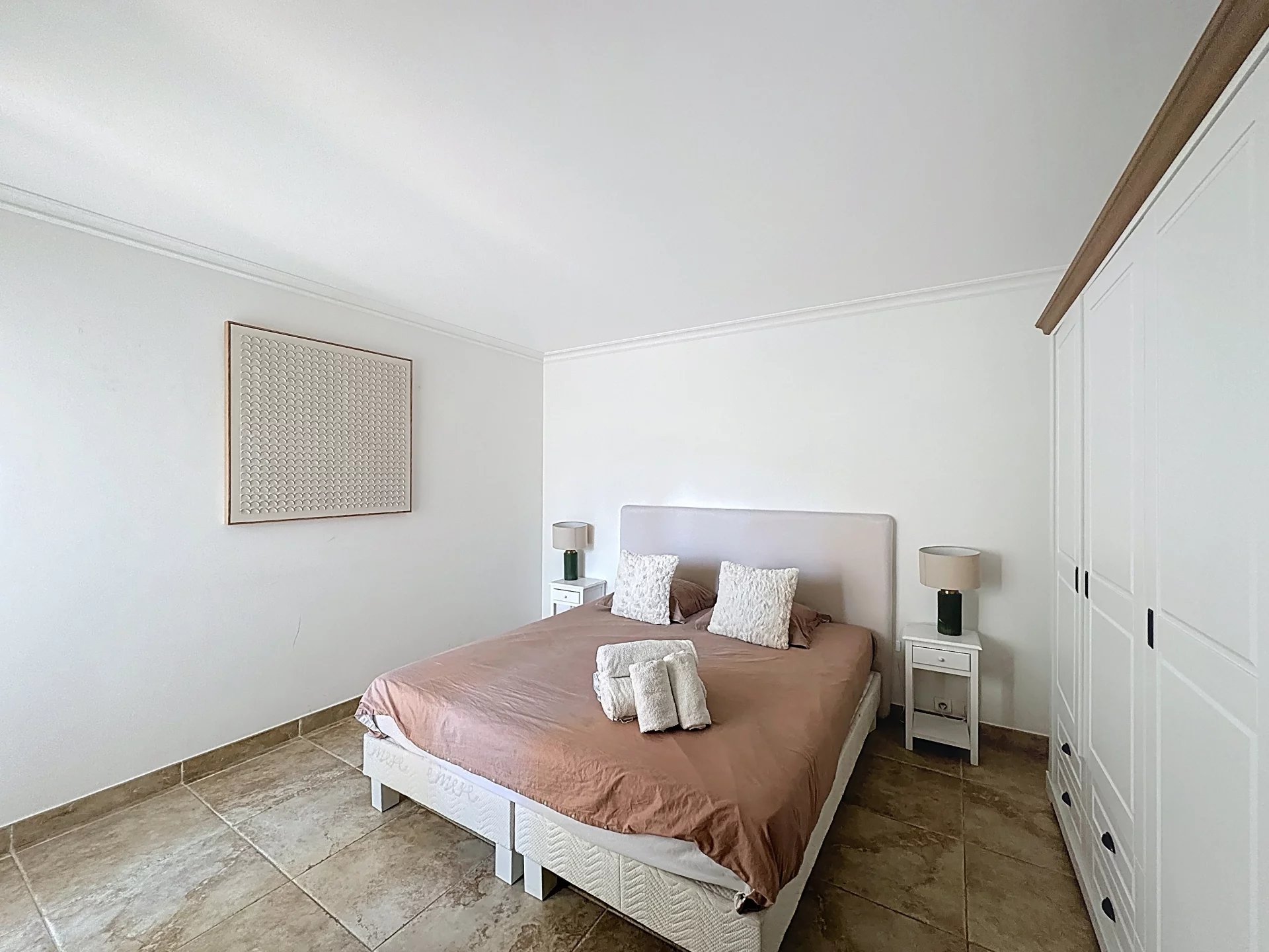 CANNES | Croisette Palm Beach | 3-Room apartment of 86 m2 + 19 m2 Terrace | Parking | Sea View – Image 12