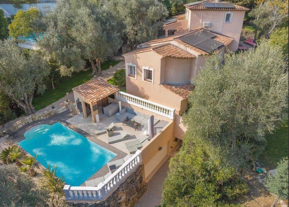 LE CANNET | Villa 231 m2 | 4 bedroom | 1,020 Plot | Swimming Pool