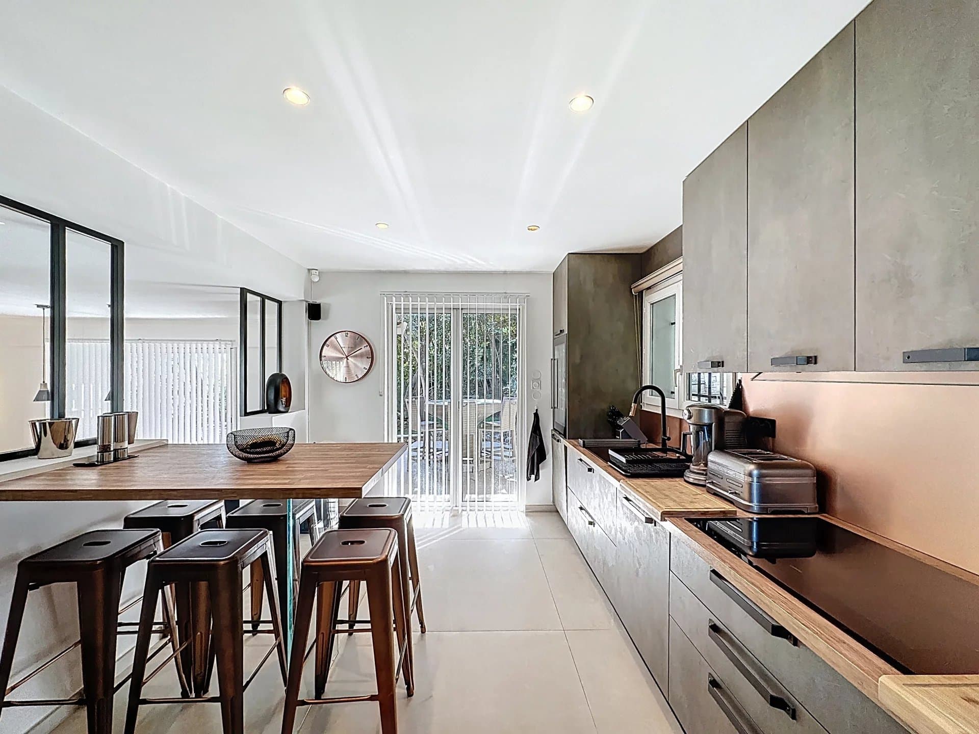 LE CANNET | Villa 231 m2 | 4 bedroom | 1,020 Plot | Swimming Pool – Image 7