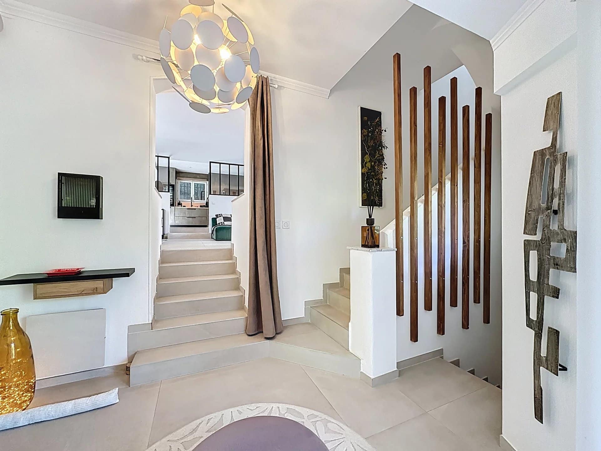 LE CANNET | Villa 231 m2 | 4 bedroom | 1,020 Plot | Swimming Pool – Image 5