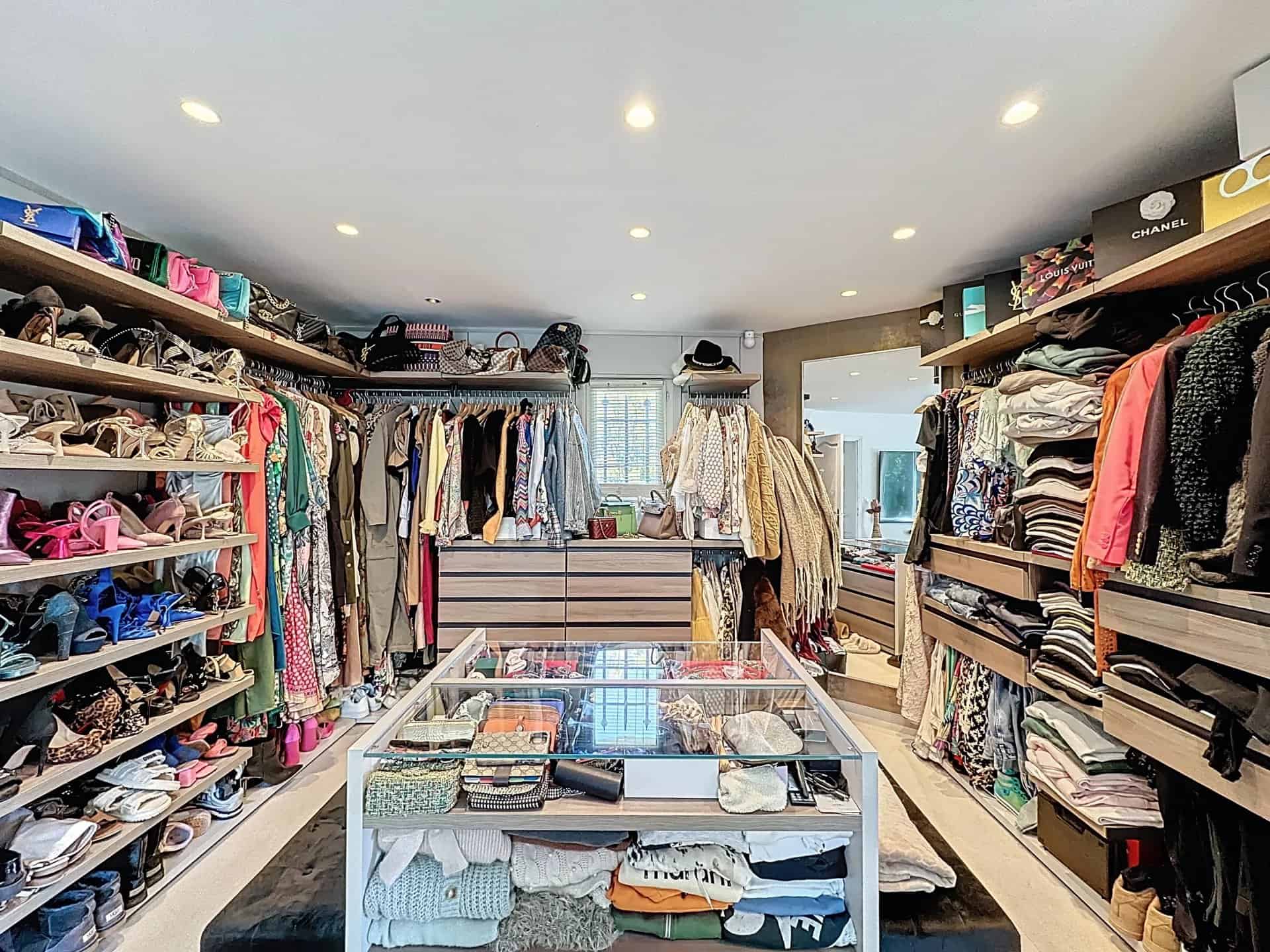 LE CANNET | Villa 231 m2 | 4 bedroom | 1,020 Plot | Swimming Pool – Image 3