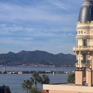 CANNES | Croisette | 2-room 56m2 | Sea View Terrace | Parking